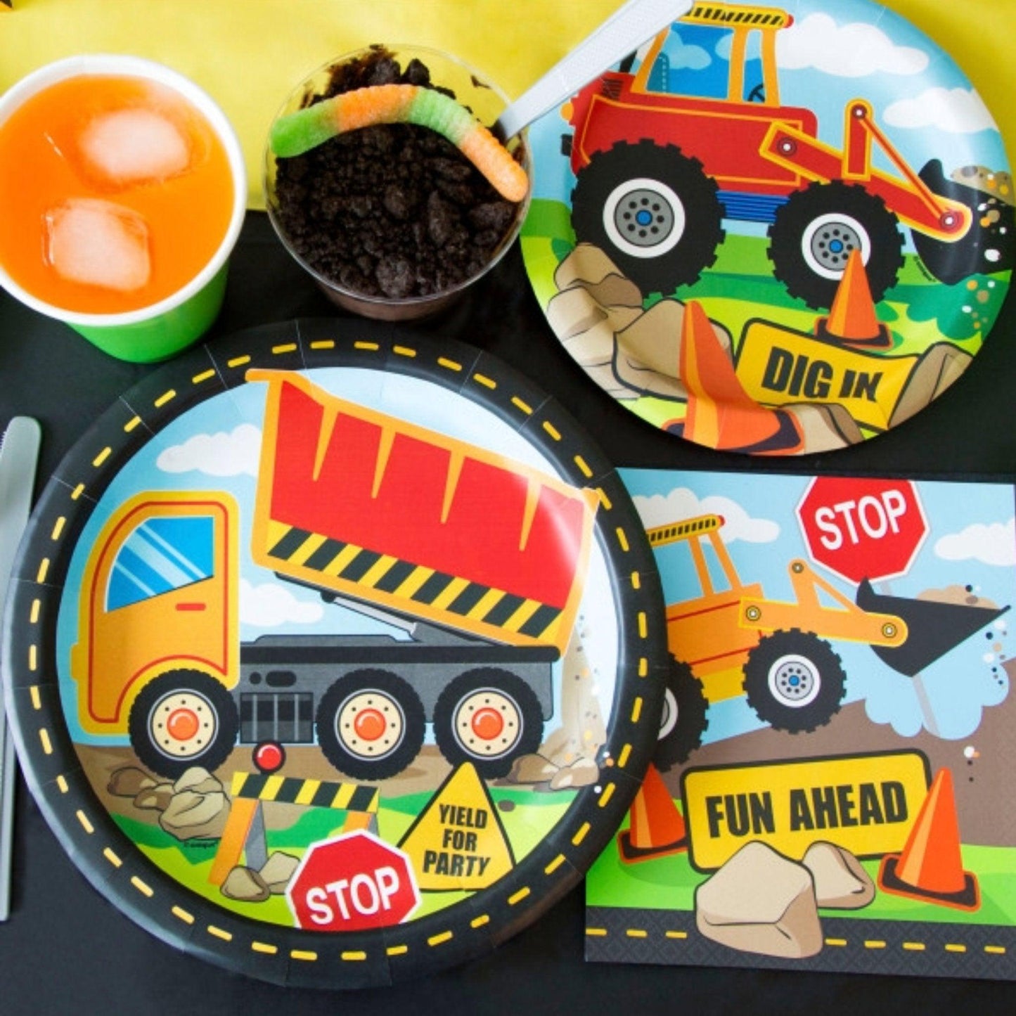 Construction Zone Birthday Party Beverage Napkins, Pack of 16 | Amazing Pinatas