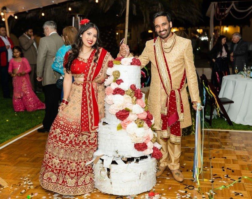 Custom Wedding Cake Pinata | Amazing Pinatas