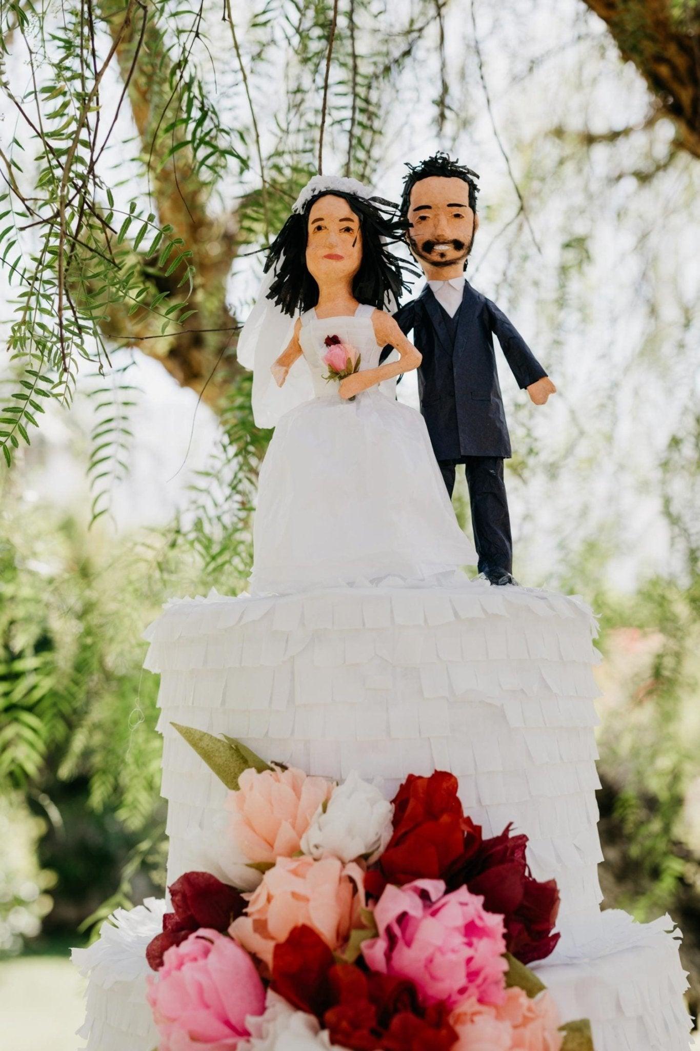 Custom Wedding Cake Pinata | Amazing Pinatas