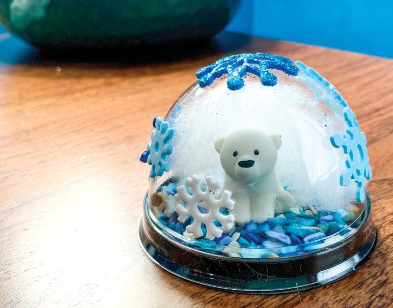 Desk Pet Habitat | Amazing Pinatas