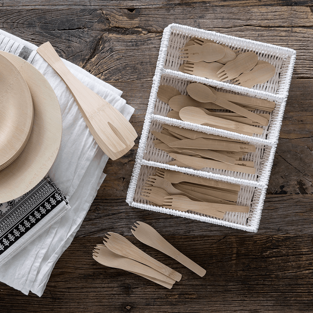 Disposable Bamboo Knives, Bulk Case of 250 | Amazing Pinatas