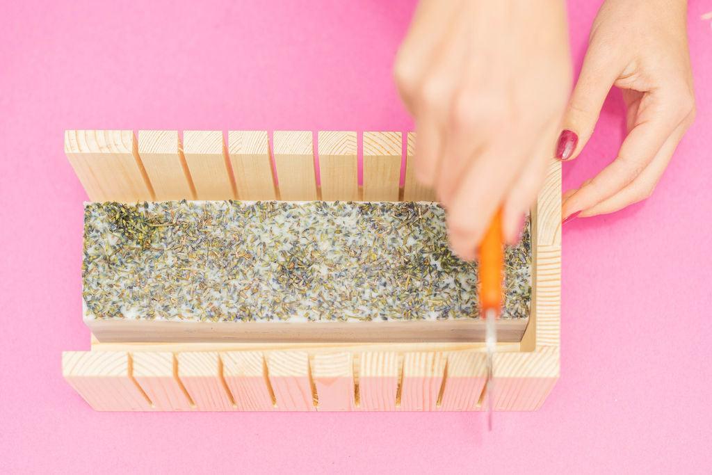 Layered Soap Making Kit | Amazing Pinatas