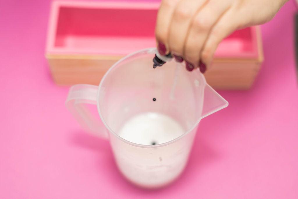 Layered Soap Making Kit | Amazing Pinatas