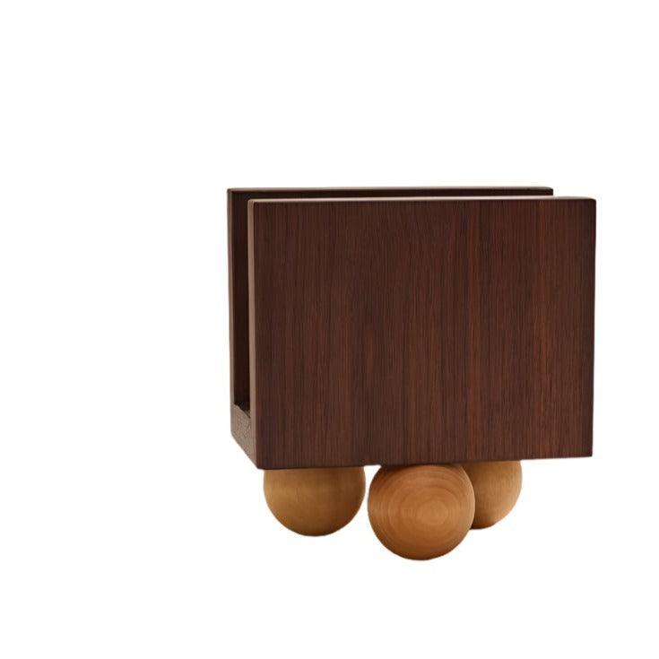 Les Trois Napkin Holder | Amazing Pinatas