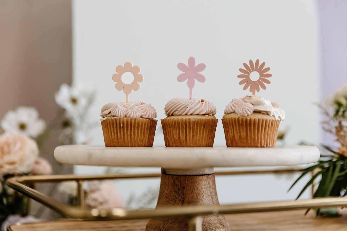 Pastel Daisy Acrylic Cupcake Toppers, Pack of 12 | Amazing Pinatas