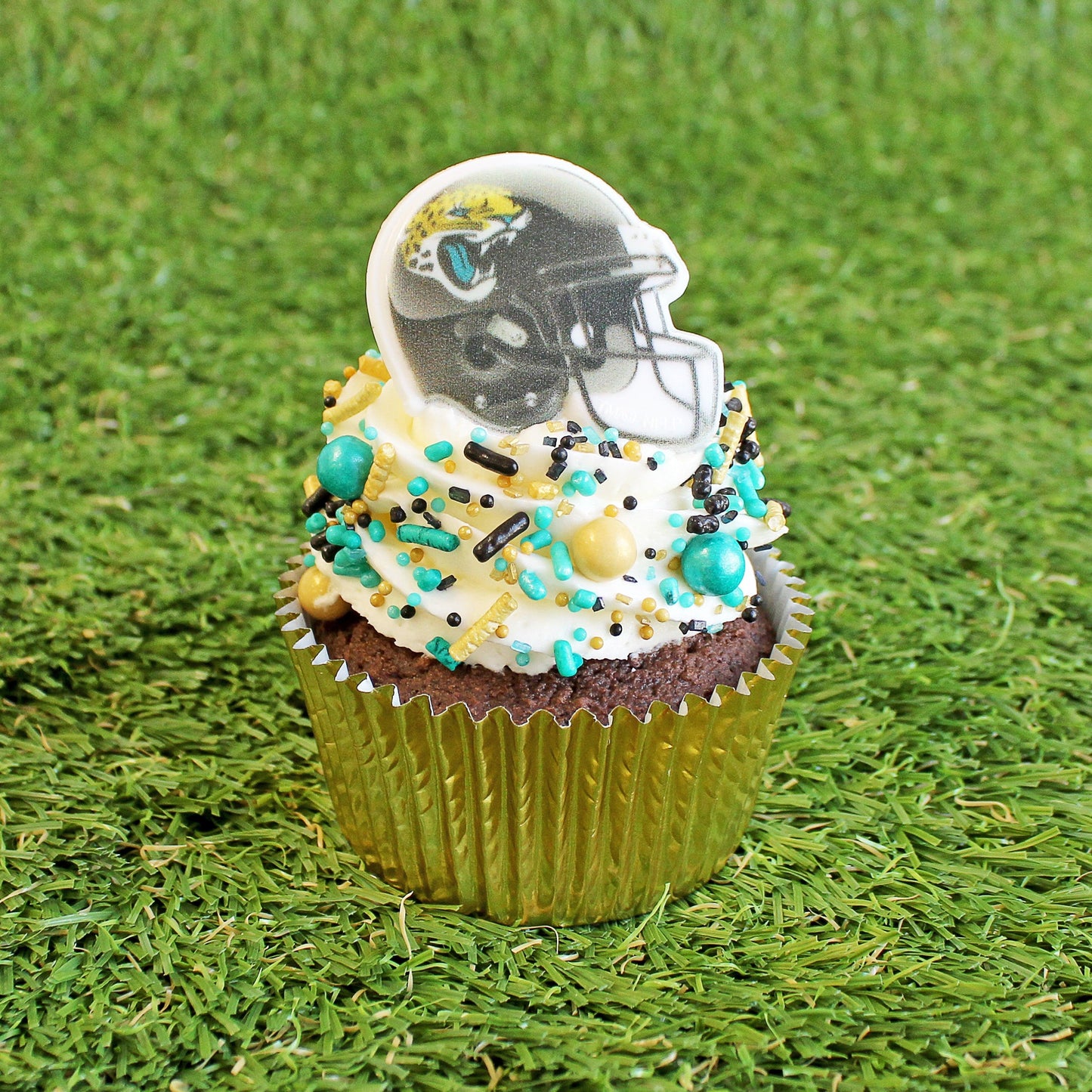 Pro-Football Cupcake Rings | Amazing Pinatas
