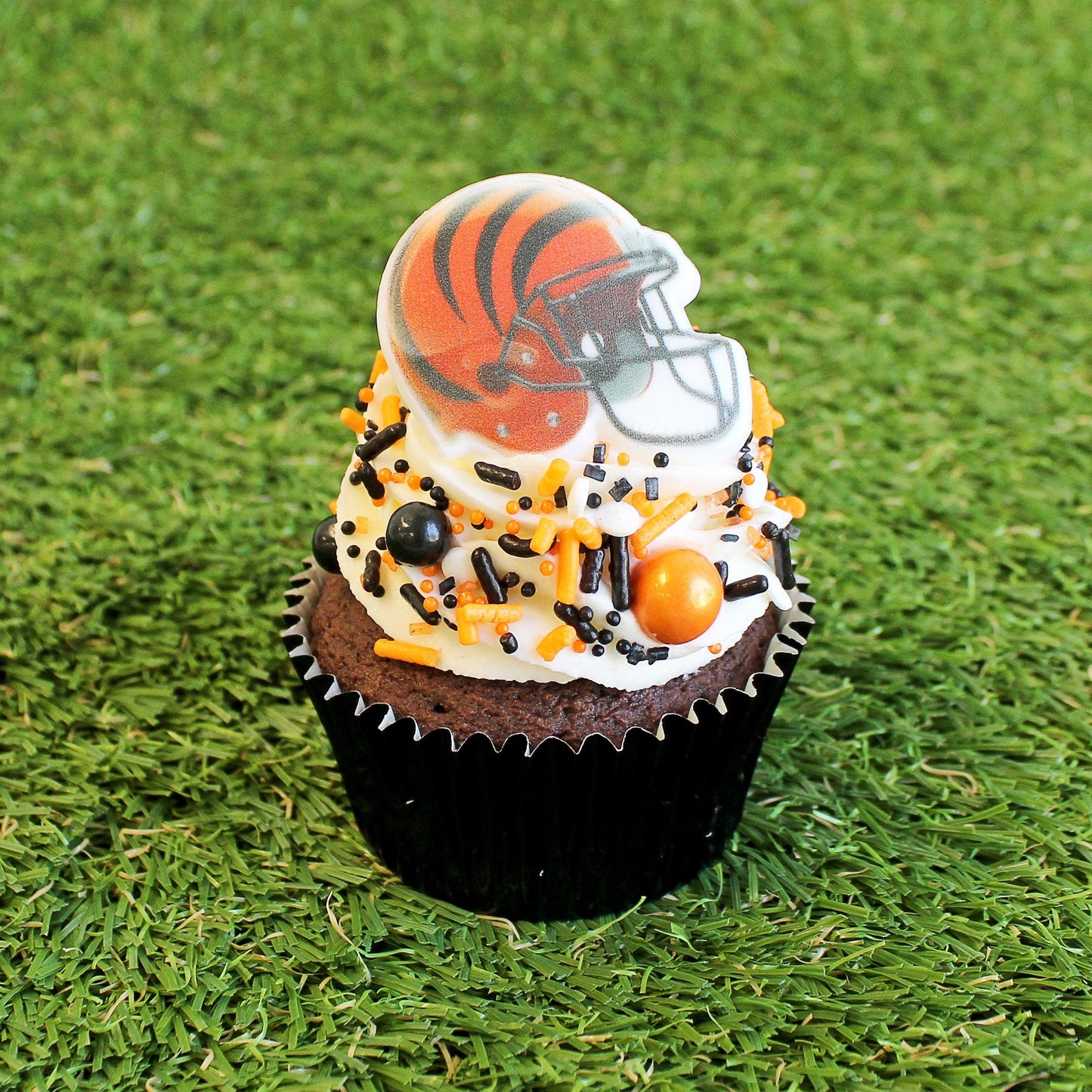 Pro-Football Cupcake Rings | Amazing Pinatas