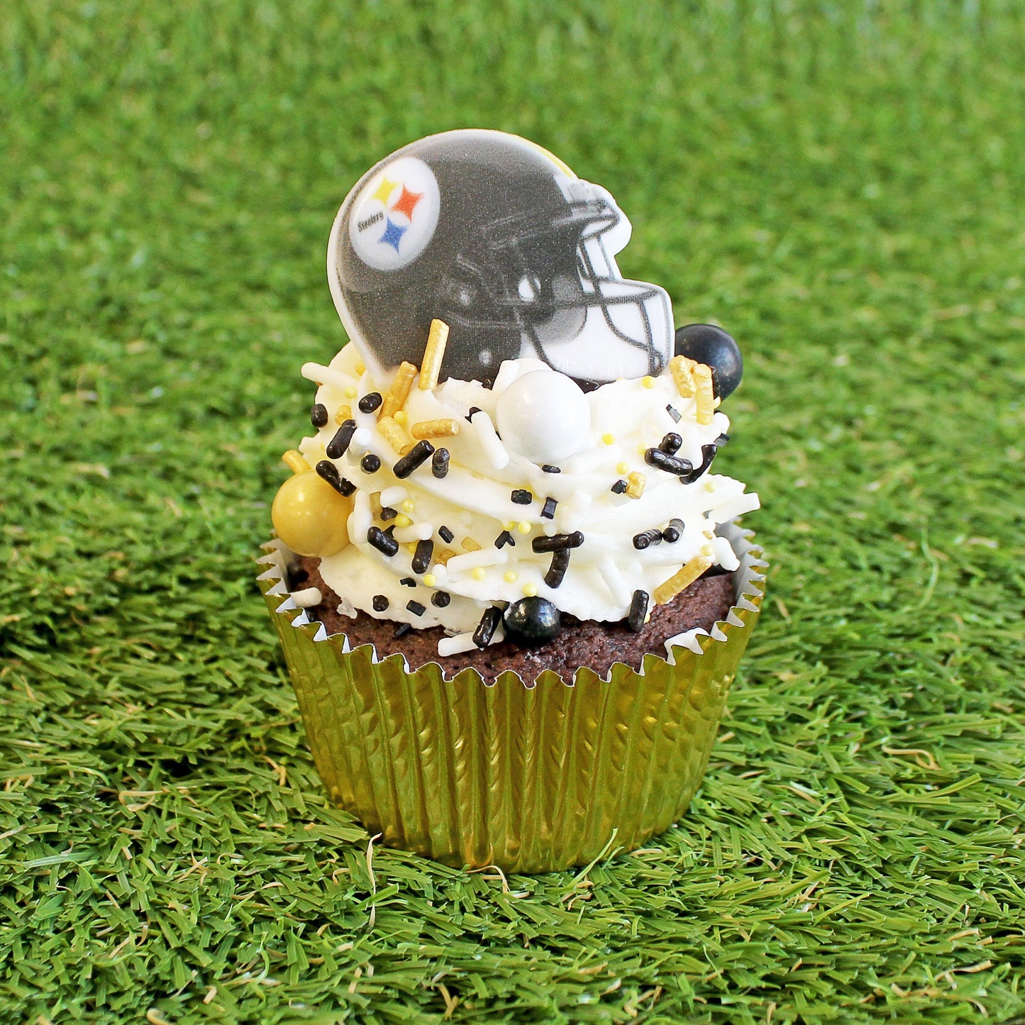 Pro-Football Cupcake Rings | Amazing Pinatas