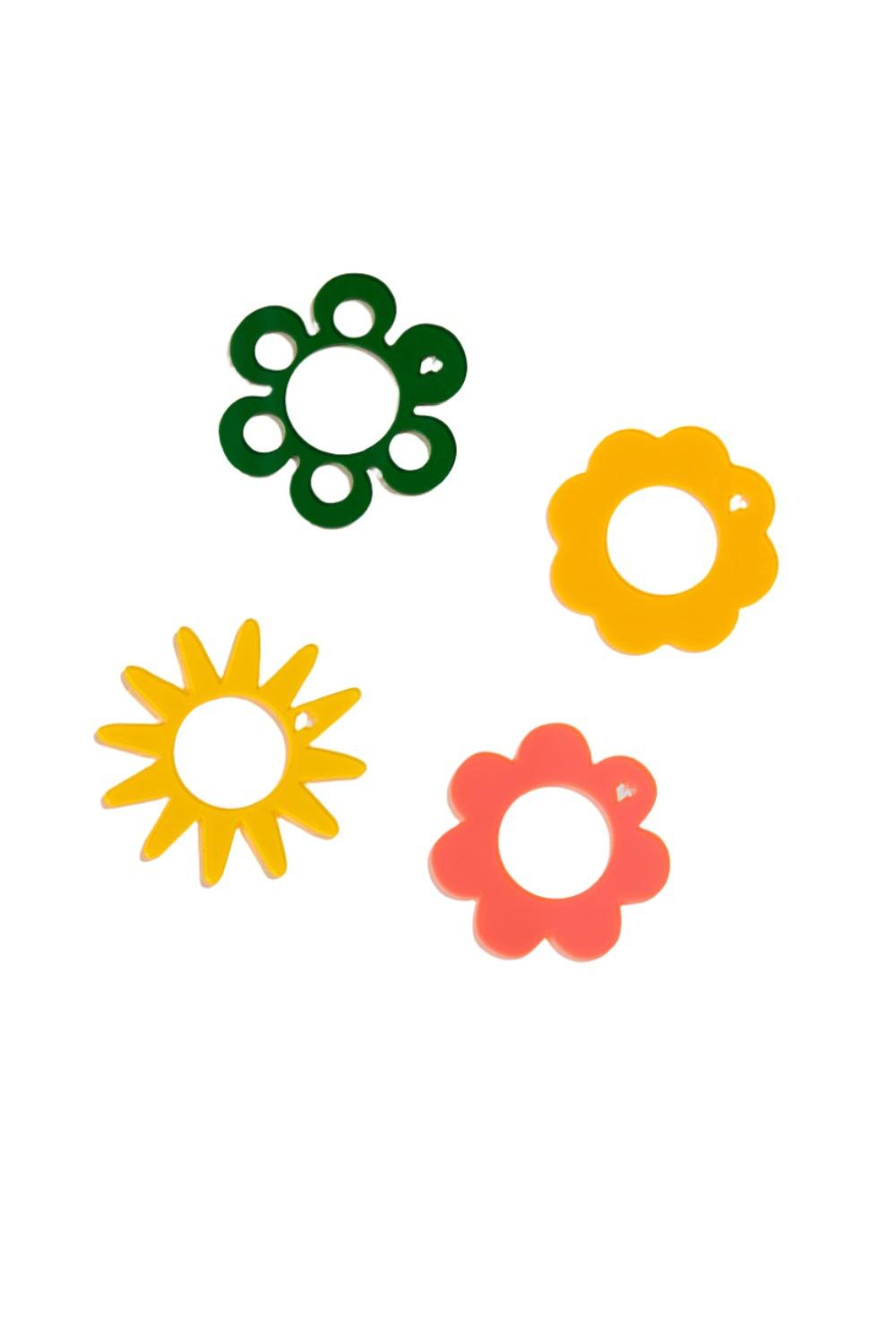 Rainbow Floral Napkin Rings | Set of 4 | Amazing Pinatas