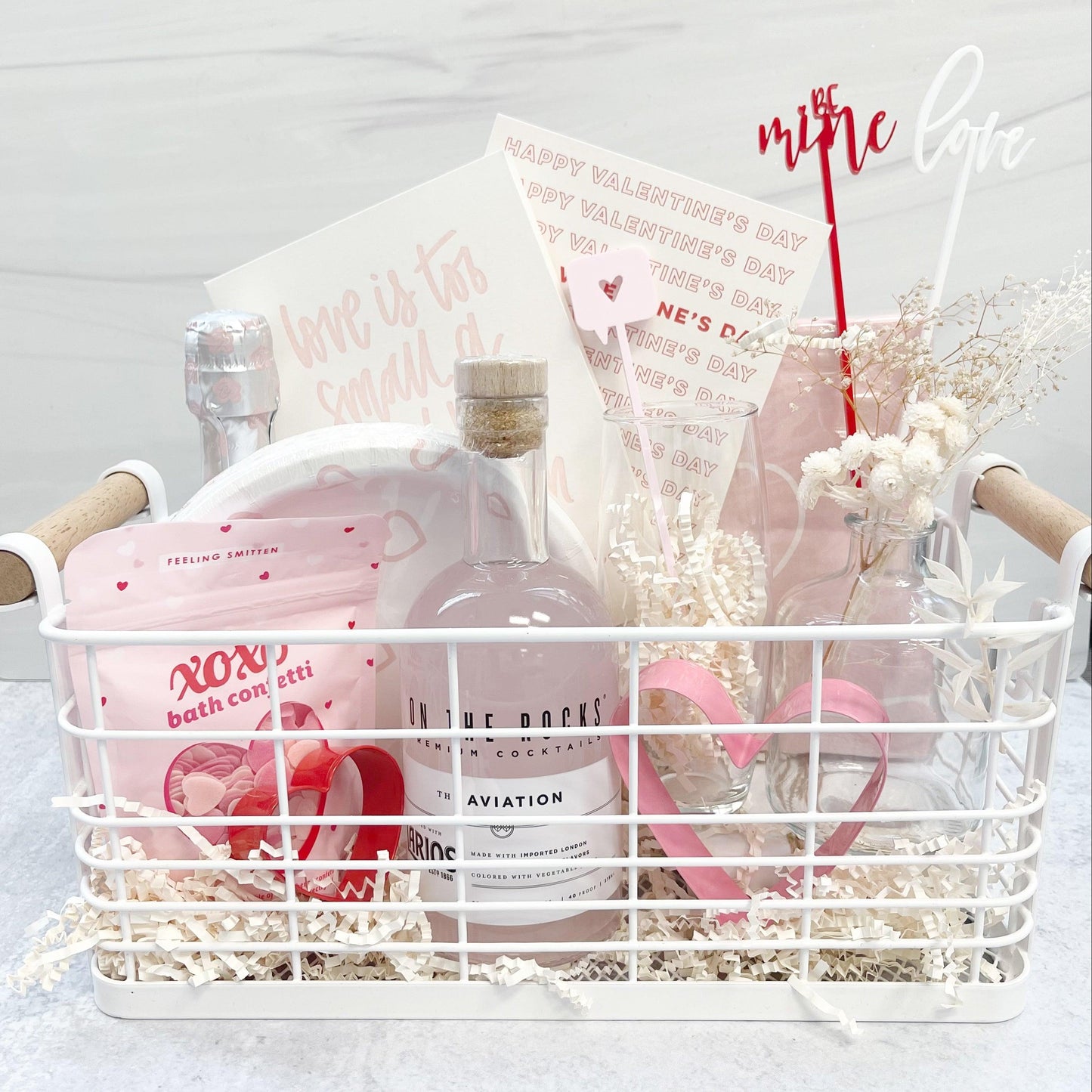 Valentine's Day Drink Stirrers | Amazing Pinatas