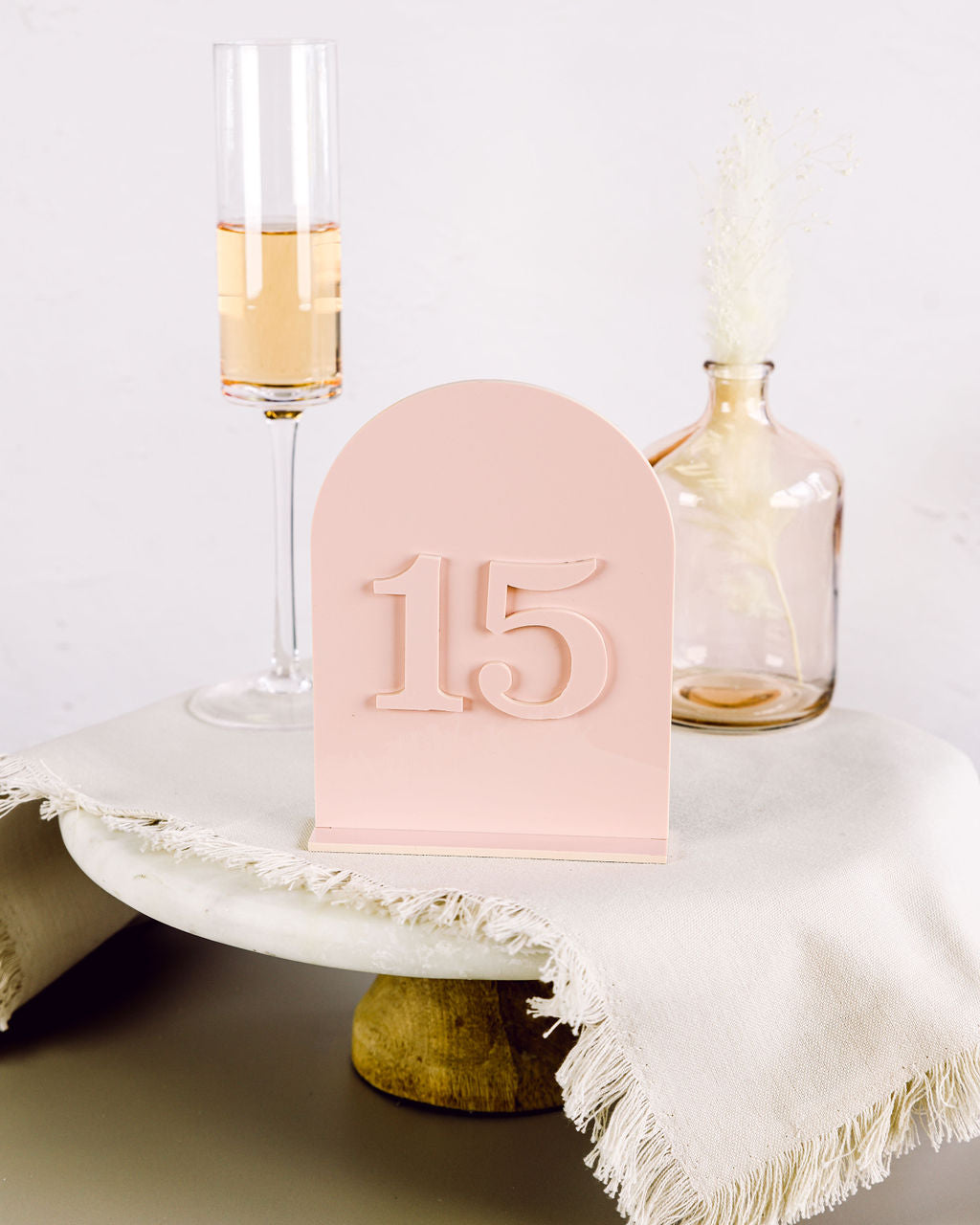 Acrylic Arch Table Number | Amazing Pinatas 