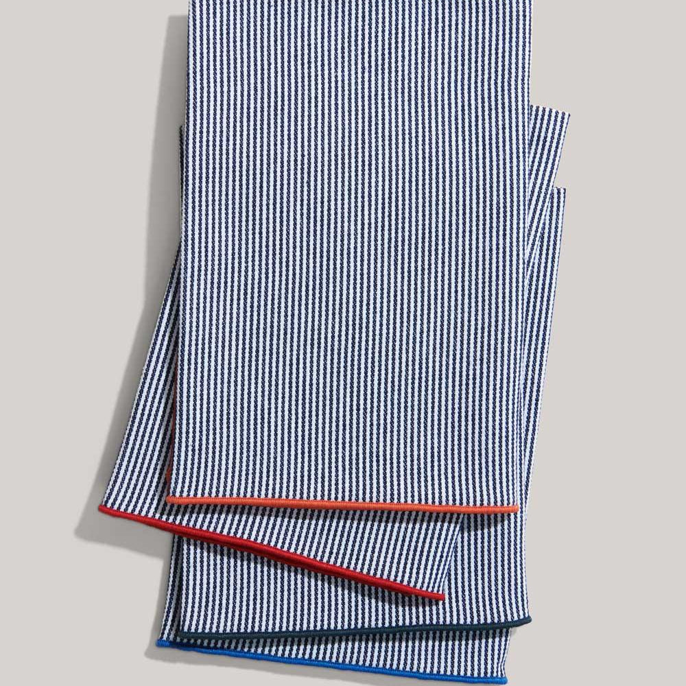 
                  
                    Americana Stripe Napkins | Set of 4 | Amazing Pinatas 
                  
                