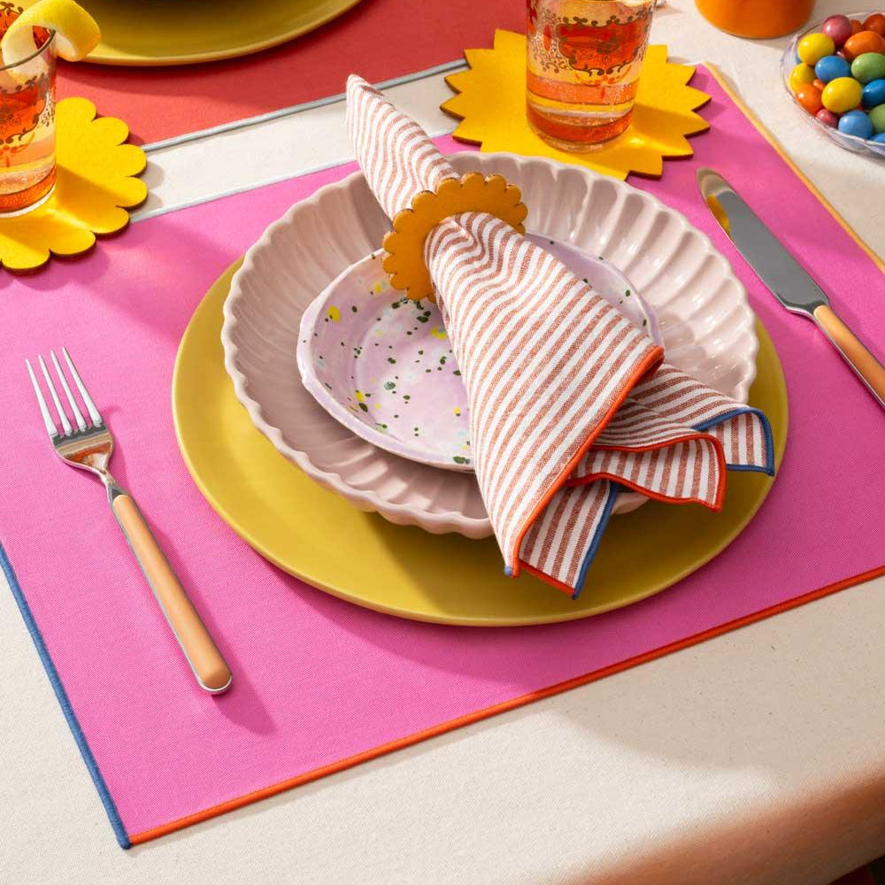 
                  
                    Carnival Stripe Napkins | Set of 4 | Amazing Pinatas 
                  
                