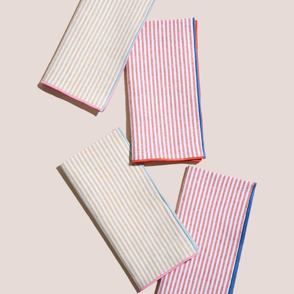 
                  
                    Carnival Stripe Napkins | Set of 4 | Amazing Pinatas 
                  
                