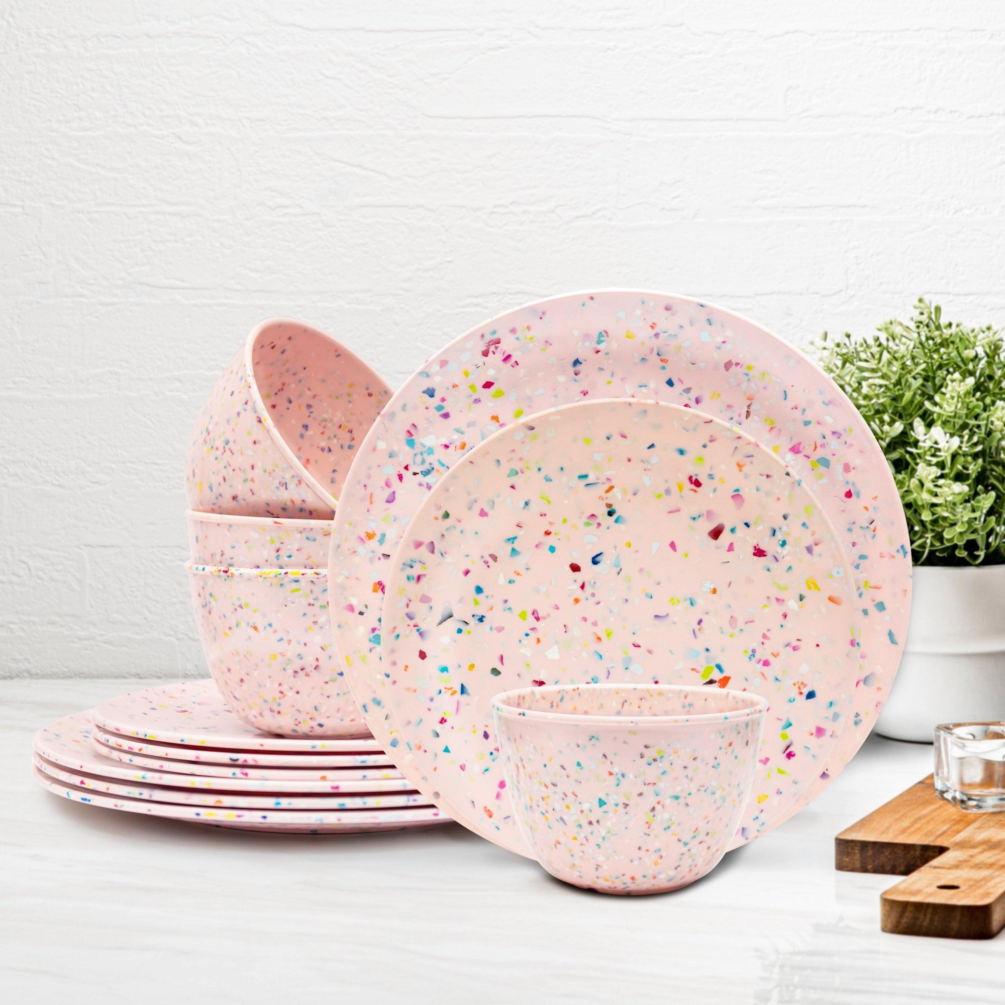 Confetti 12 Piece Dinnerware Set | Amazing Pinatas 