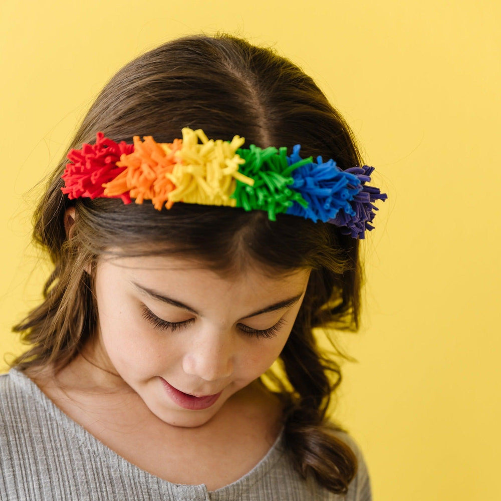 
                  
                    FRINGE HARD HEADBAND: primary rainbow | Amazing Pinatas 
                  
                