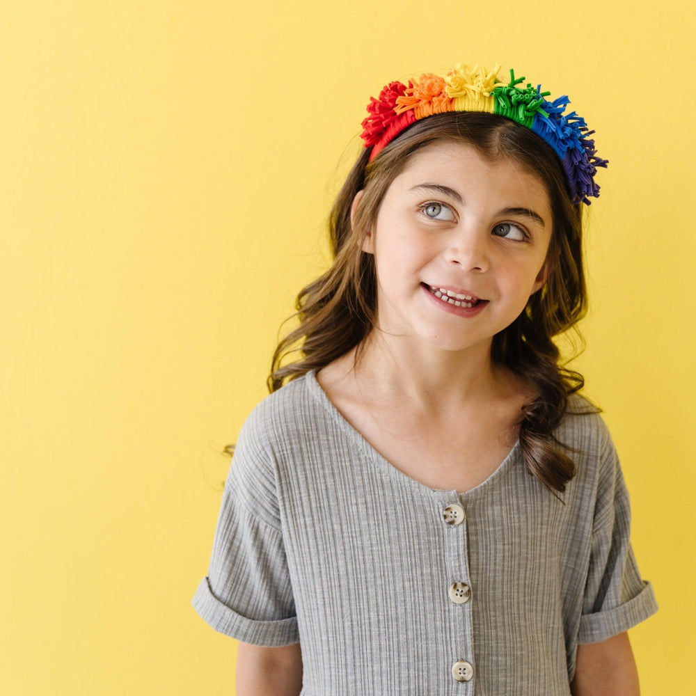 
                  
                    FRINGE HARD HEADBAND: primary rainbow | Amazing Pinatas 
                  
                