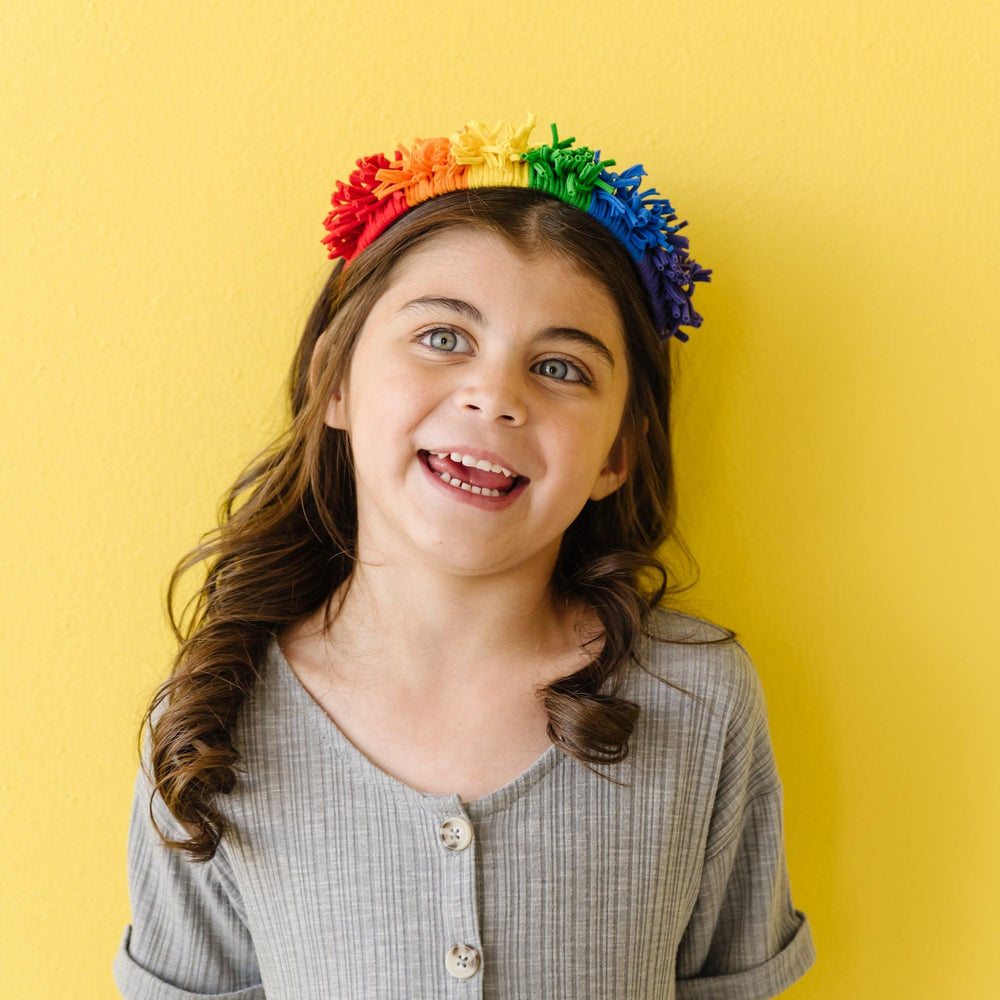 
                  
                    FRINGE HARD HEADBAND: primary rainbow | Amazing Pinatas 
                  
                