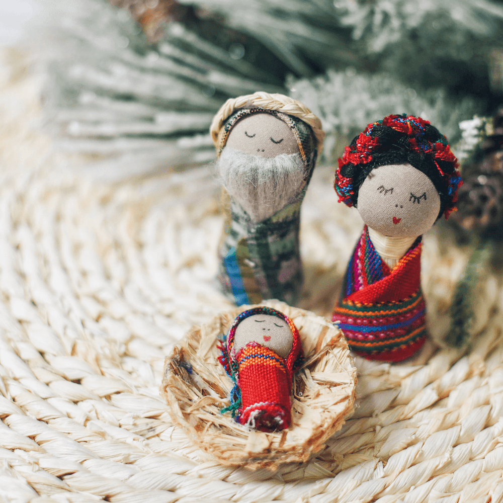 
                  
                    Miniature Recycled Nativity Scene | Amazing Pinatas 
                  
                