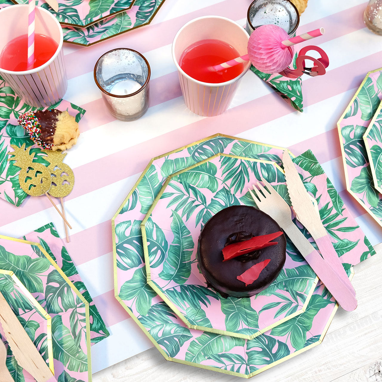 Palm Leaf Cocktail Napkins (25 per pack) | Amazing Pinatas 