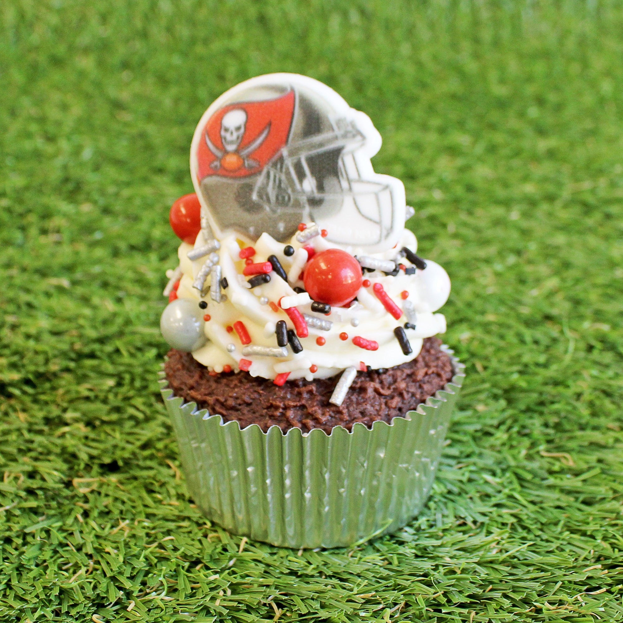 Pro-Football Cupcake Rings | Amazing Pinatas 