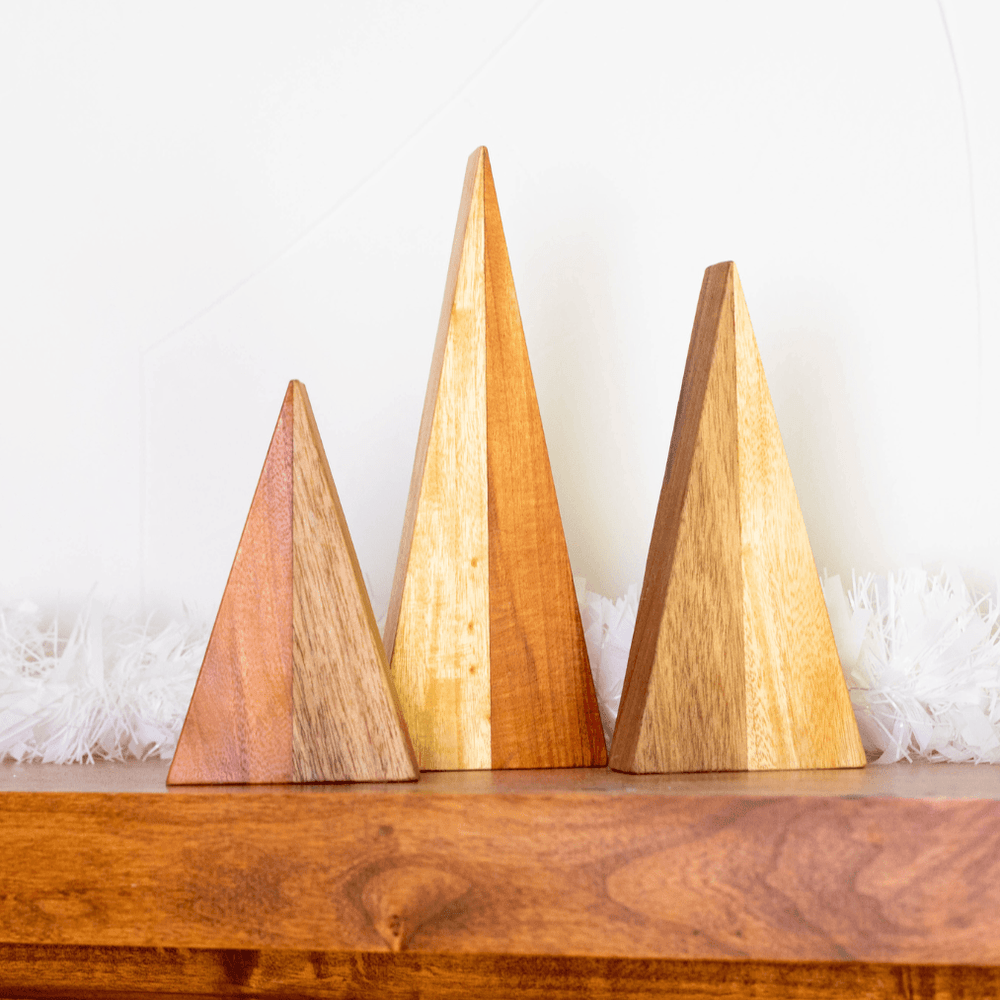 
                  
                    Reclaimed Wood Standing Christmas Trees - Set of 3 | Amazing Pinatas 
                  
                