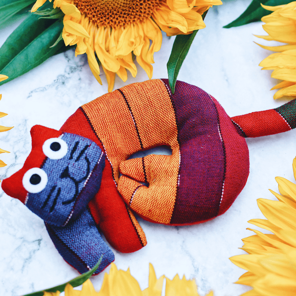 
                  
                    Spiced Cat Trivet | Amazing Pinatas 
                  
                