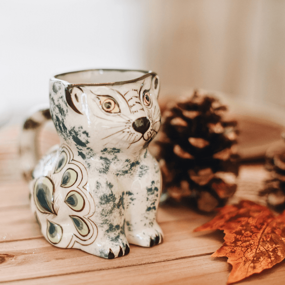 
                  
                    Stoneware Kitty Mug | Amazing Pinatas 
                  
                